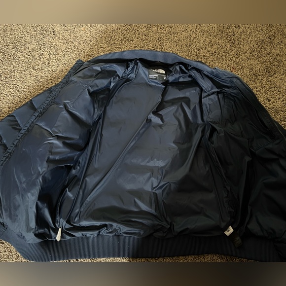 ‼️‼️NorthFace Puffer Coat‼️‼️ - Picture 3 of 4